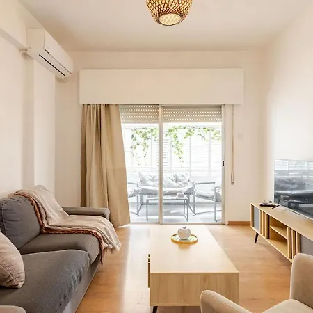 Cosy 2-bedroom Apartment, 10 Minutes From The 公寓