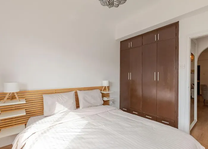 Cosy 2-bedroom Apartment, 10 Minutes From The Larnaca