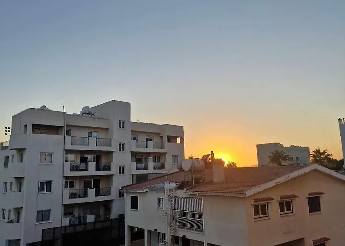 Apartmán Cosy 2-bedroom Apartment, 10 Minutes From The *