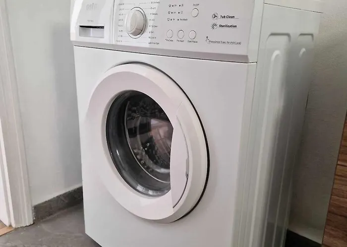 Apartmán Cosy 2-bedroom Apartment, 10 Minutes From The Larnaca